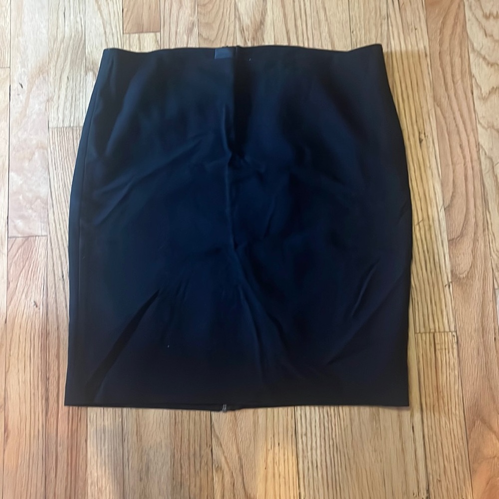 Ellen Tracy black stylish pencil skirt